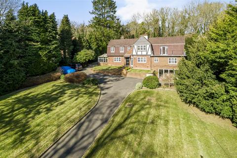 Tudor House Chipstead Lane, Lower Kingswood, Tadworth, KT20 6RH