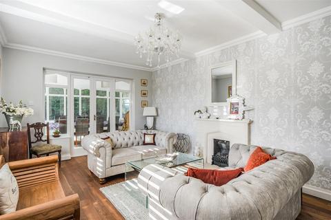 Tudor House Chipstead Lane, Lower Kingswood, Tadworth, KT20 6RH