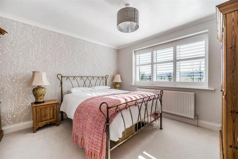 Tudor House Chipstead Lane, Lower Kingswood, Tadworth, KT20 6RH