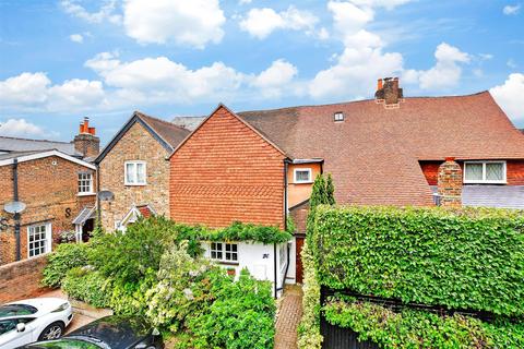 2 bedroom cottage for sale, West Street, Reigate RH2