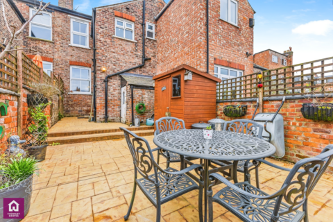 2 bedroom terraced house for sale, Lilac Road, Hale, Altrincham, Greater Manchester, WA15