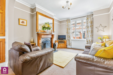 2 bedroom terraced house for sale, Lilac Road, Hale, Altrincham, Greater Manchester, WA15