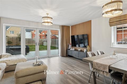3 bedroom semi-detached house for sale, Weale Close, Chelmsford CM3