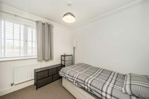 3 bedroom terraced house for sale, Kingswood Close, Ashford TW15