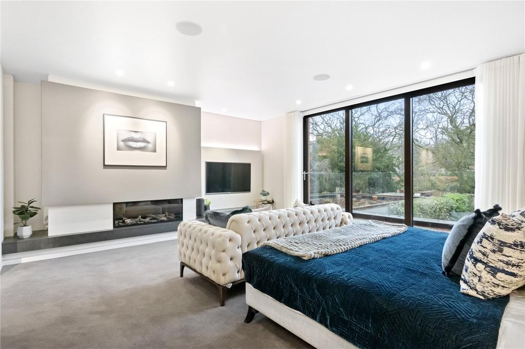 Principal Bedroom