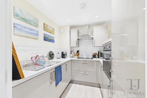 1 bedroom apartment for sale, Manor Lodge, Manor Park, Ruddington