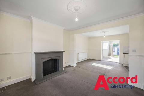 4 bedroom end of terrace house for sale, Lowshoe Lane, Romford, RM5