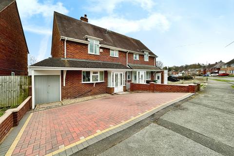 27 Benton Crescent, Bloxwich, Walsall, WS3 3AH