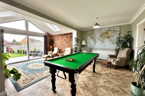 27 Benton Crescent, Bloxwich, Walsall, WS3 3AH