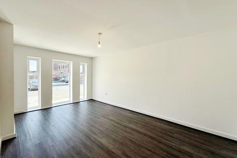 4 bedroom house to rent, Cotton Gardens, Bolton, Greater Manchester, BL1