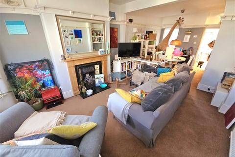 3 bedroom cottage for sale, Uttons Avenue, Leigh on sea, Leigh on sea,