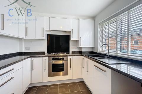 3 bedroom semi-detached house for sale, Alma Road, Eccles, ME20