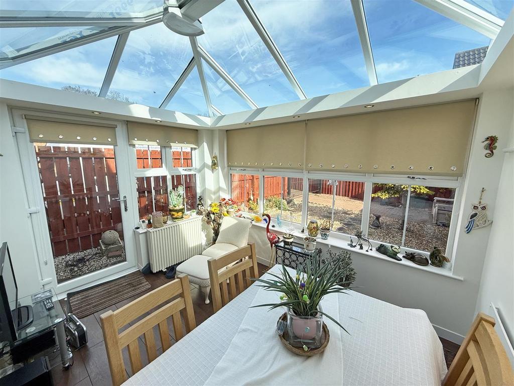 Window roof.jpg
