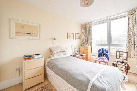 2 bedroom flat for sale, Anglia House, Limehouse, London, E14