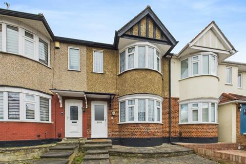 3 bedroom terraced house for sale, Manningtree Road, Ruislip HA4