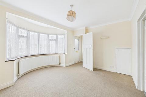 3 bedroom terraced house for sale, Manningtree Road, Ruislip HA4