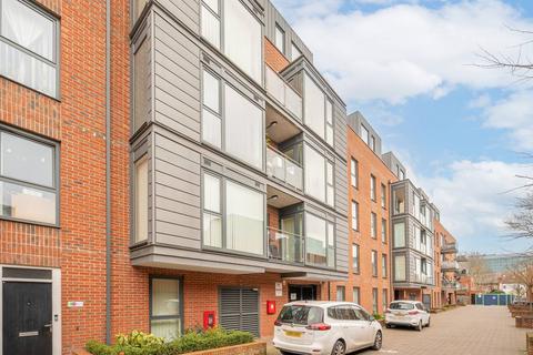 2 bedroom flat for sale, Zenith Close, Colindale, London, NW9
