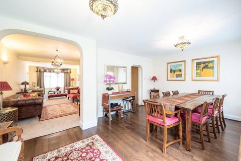 1 Hall Lane, London, NW4 4TJ