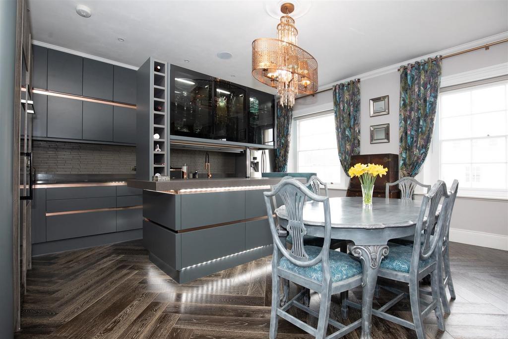 Open plan Lounge / Kitchen
