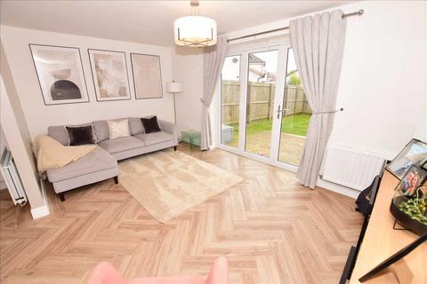 3 bedroom end of terrace house for sale, Lady Nancy Crescent, Blantyre