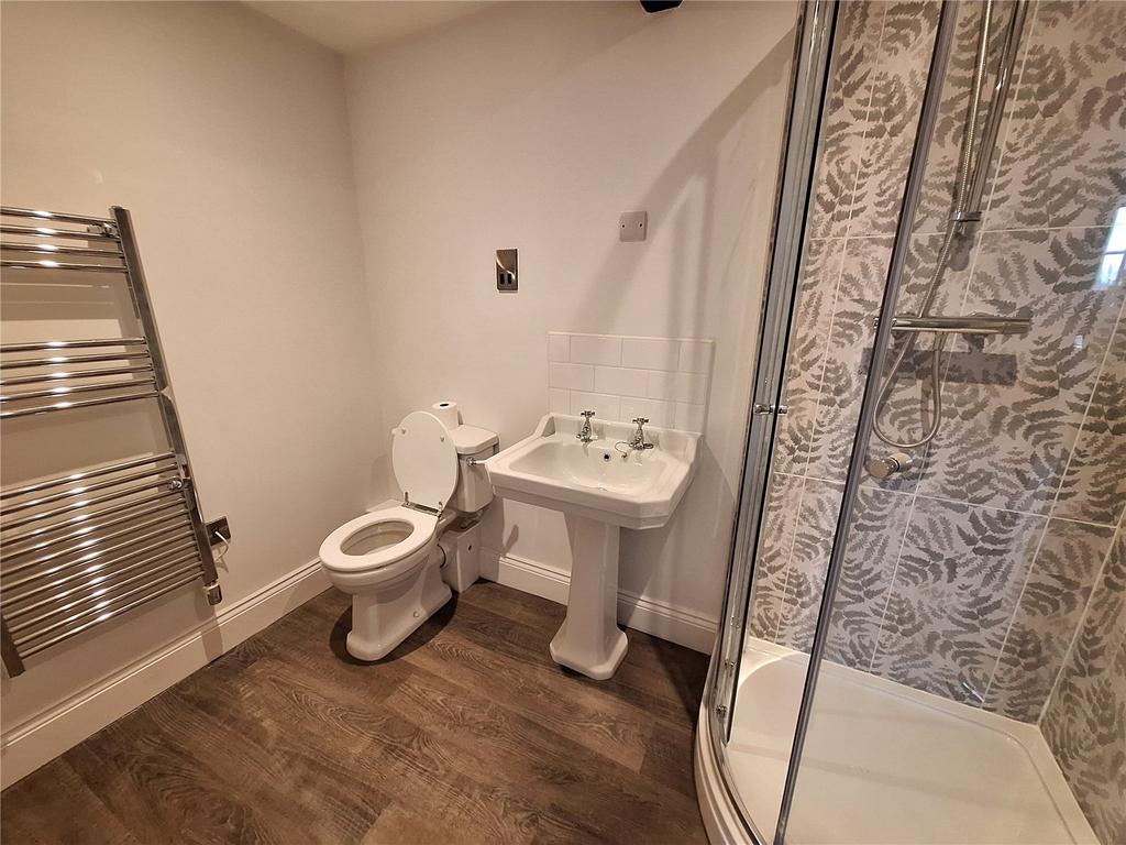 En Suite 2