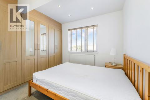 23a Stoneleigh Broadway, Epsom, KT17 2JE