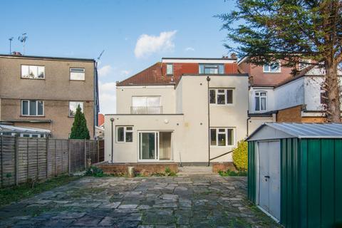 31 Noel Road, London, W3 0JD