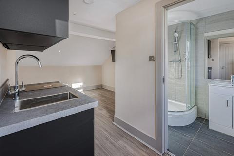 31 Noel Road, London, W3 0JD