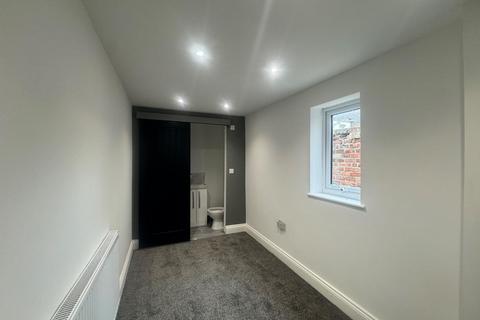 1 bedroom in a house share to rent, Room 2 Aske Road, Middlesbrough