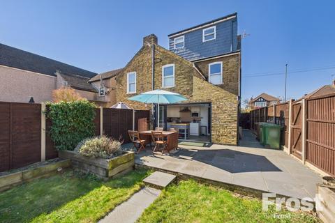 12 Clockhouse Lane, Ashford, TW15 2HH