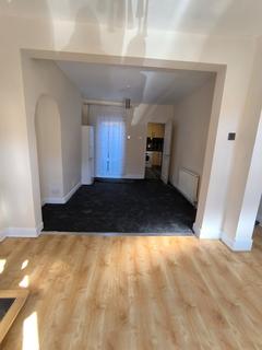 2 bedroom terraced house to rent, Lower Priory Street, Northampton