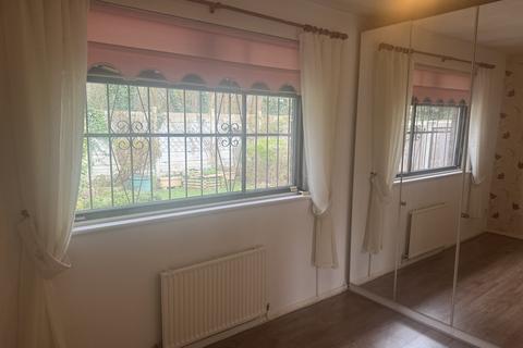 22 Mereview Crescent, Liverpool, L12 0AZ