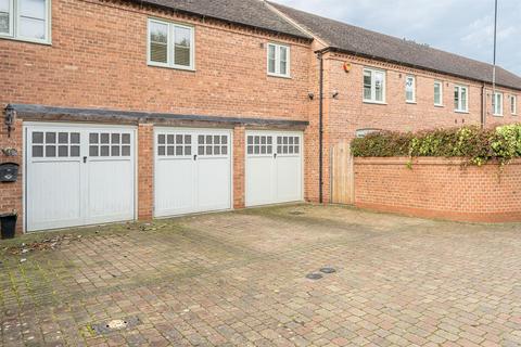 The Weir, 8 Mill Court, Alvechurch, Birmingham, B48 7JY
