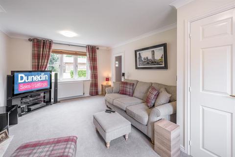 The Weir, 8 Mill Court, Alvechurch, Birmingham, B48 7JY