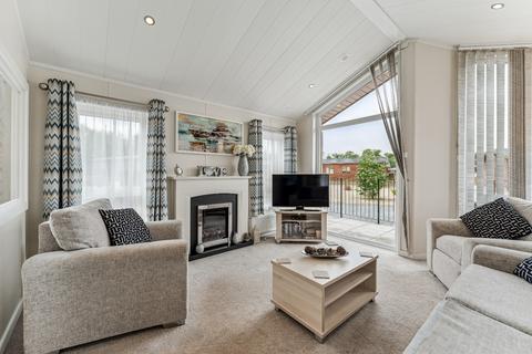 2 bedroom lodge to rent, Lochmanor Park, Dunning, Perthshire, PH2 0QN