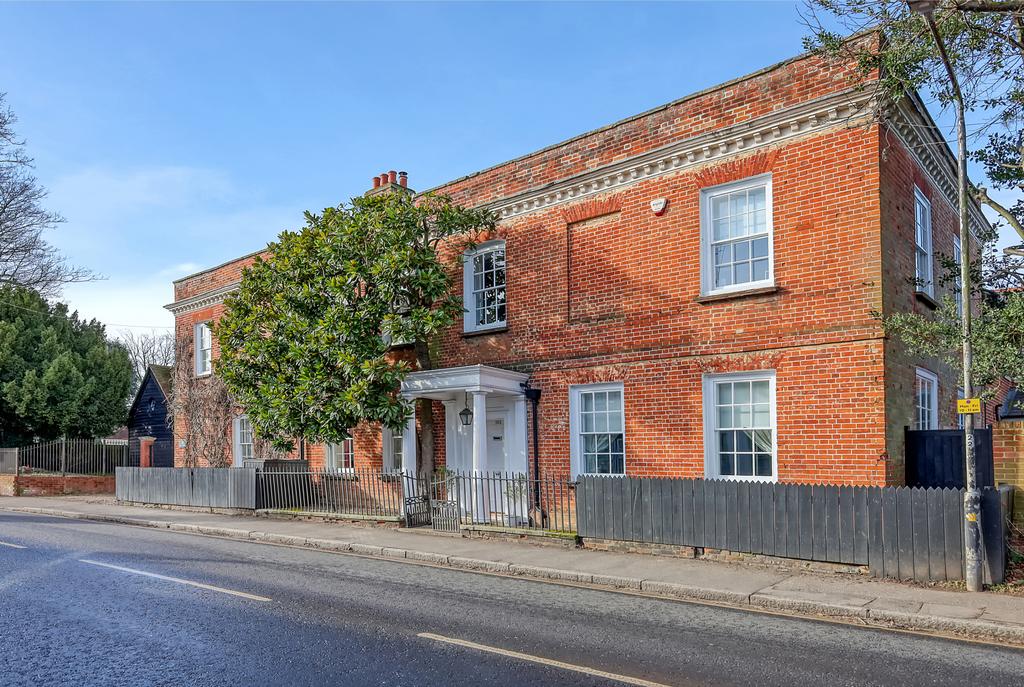 High Street, Kelvedon, CO5 4 bed terraced house for sale - £950,000