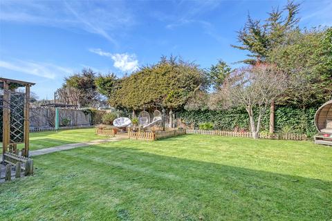 14 Bovinger Way, Southend-on-sea, SS1 3SZ