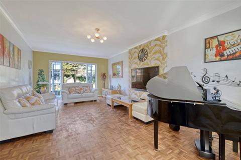 14 Bovinger Way, Southend-on-sea, SS1 3SZ