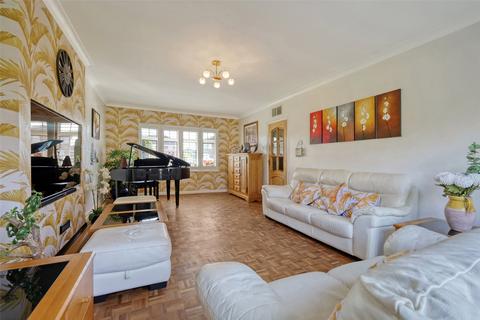 14 Bovinger Way, Southend-on-sea, SS1 3SZ