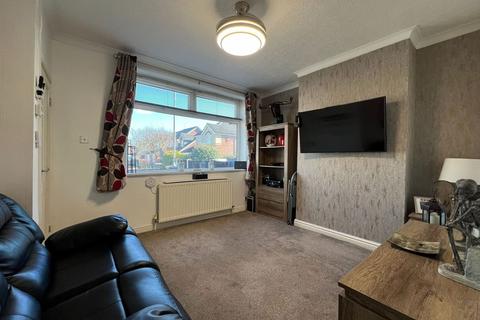 74 Cedar Street, Ashton-under-lyne, OL6 9LW