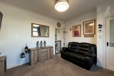 74 Cedar Street, Ashton-under-lyne, OL6 9LW