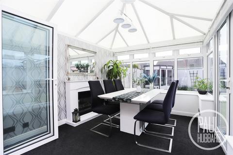 Lawrence Drive, Gunton, NR32