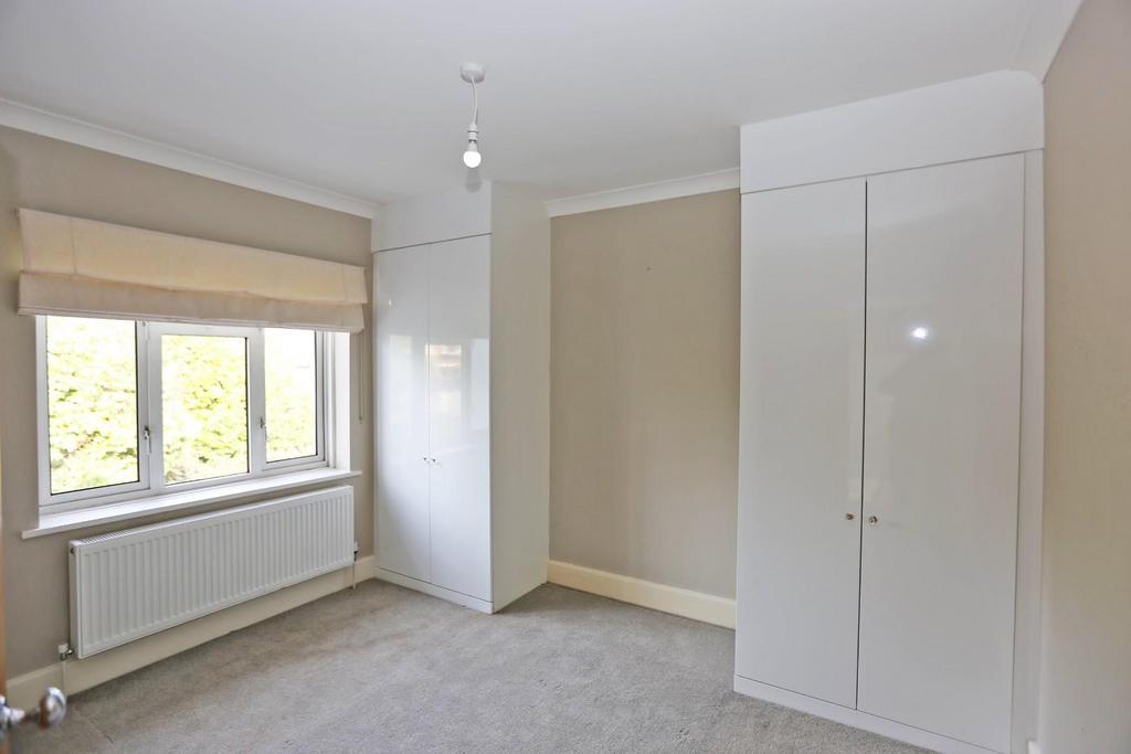 Bedroom 2.jpg