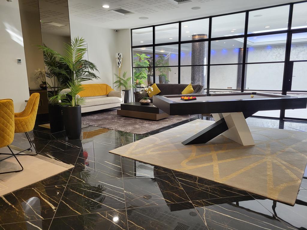 Spa lounge