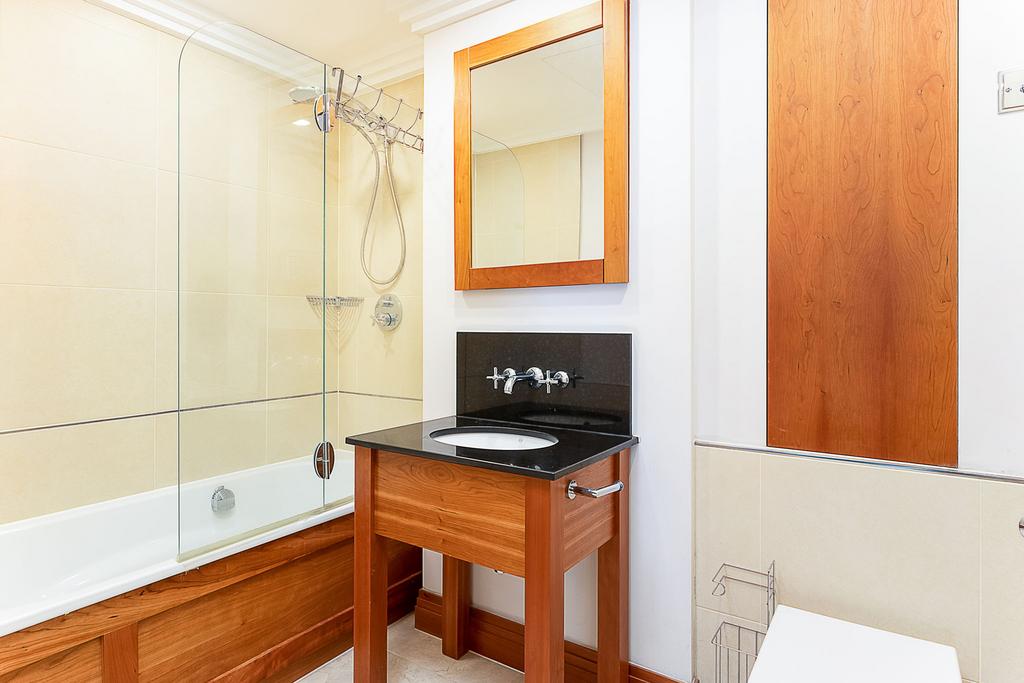 Bed 2 en-suite