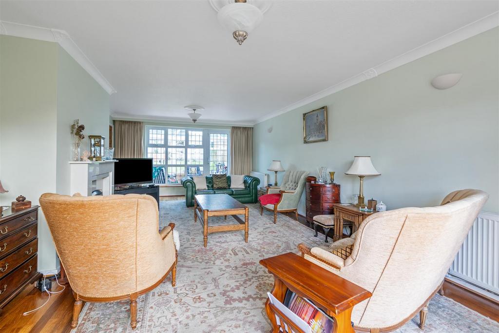 27 Warren Drive, Dorridge, B93 8 JY LO 16.jpg