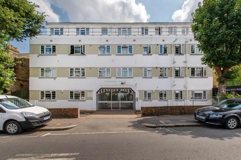 1 bedroom apartment for sale, Clevedon Court, Clive Road, SE21