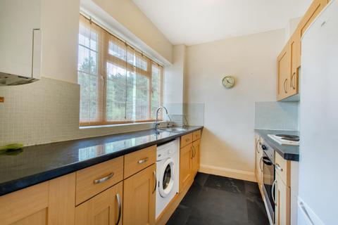 1 bedroom apartment for sale, Clevedon Court, Clive Road, SE21