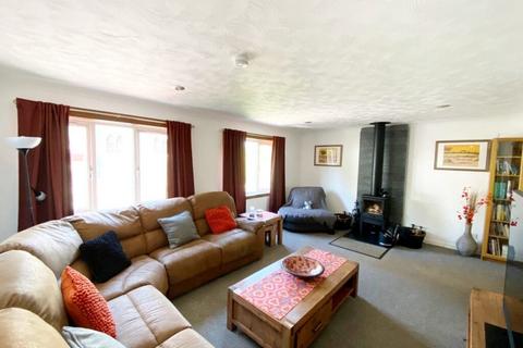 Bellview Church Brae, Glenfarg, Perth, PH2 9NL