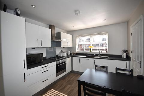 21 Banks Close, Goole, DN14 6YR